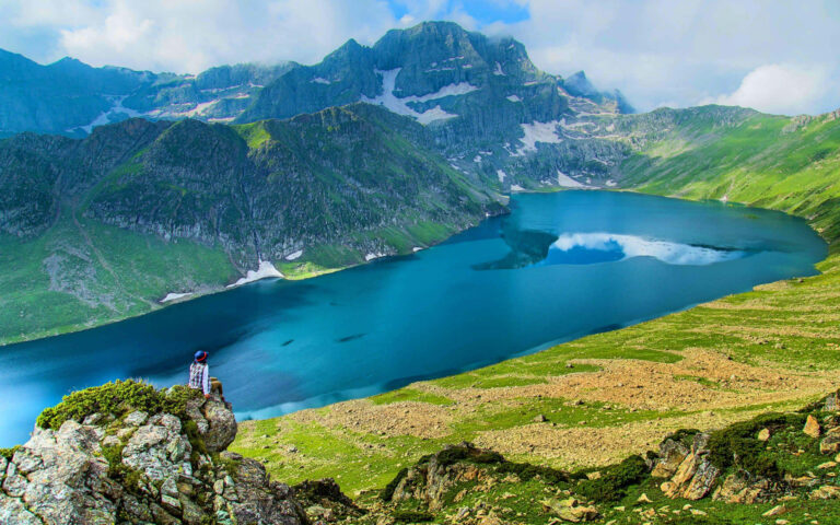 Explore Kashmir