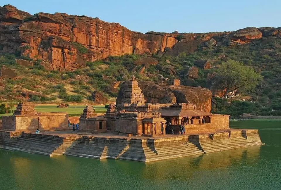 Badami best tourist place