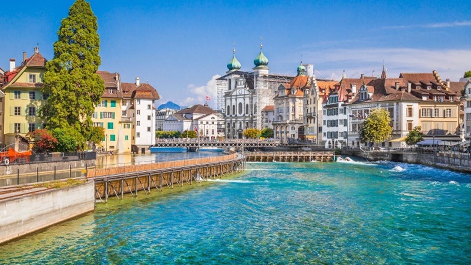 Mini Europe Tour Package