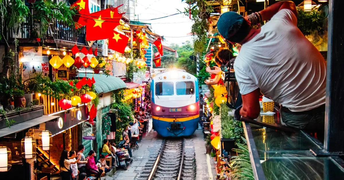 Hanoi holiday package
